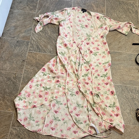Topshop Handbags - Topshop Pink and Green Floral Dress Coverup